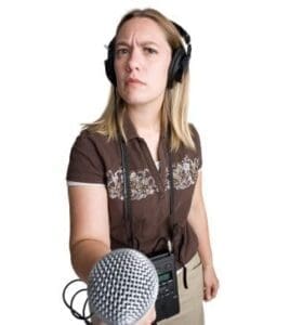 woman-reporter